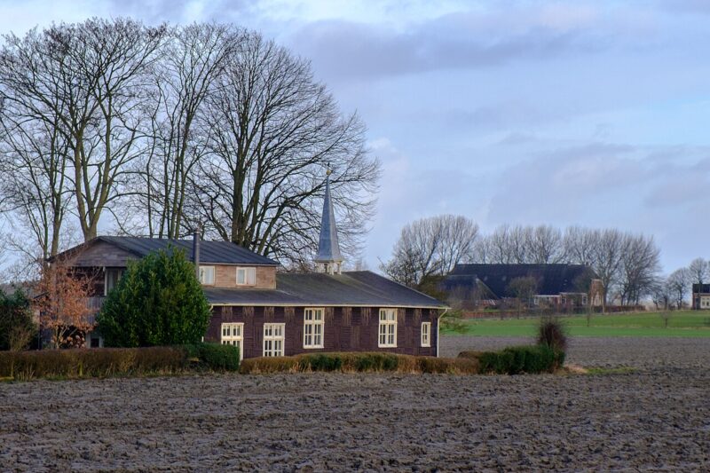 Schouwerzijl in Nederland